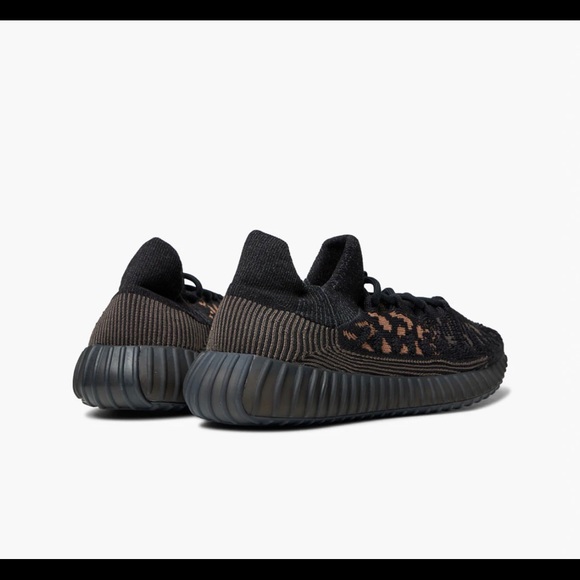 ❌SOLD❌—-Yeezy YZY 350 V2 CMPCT size 7 Us Black- brand new - Picture 3 of 4